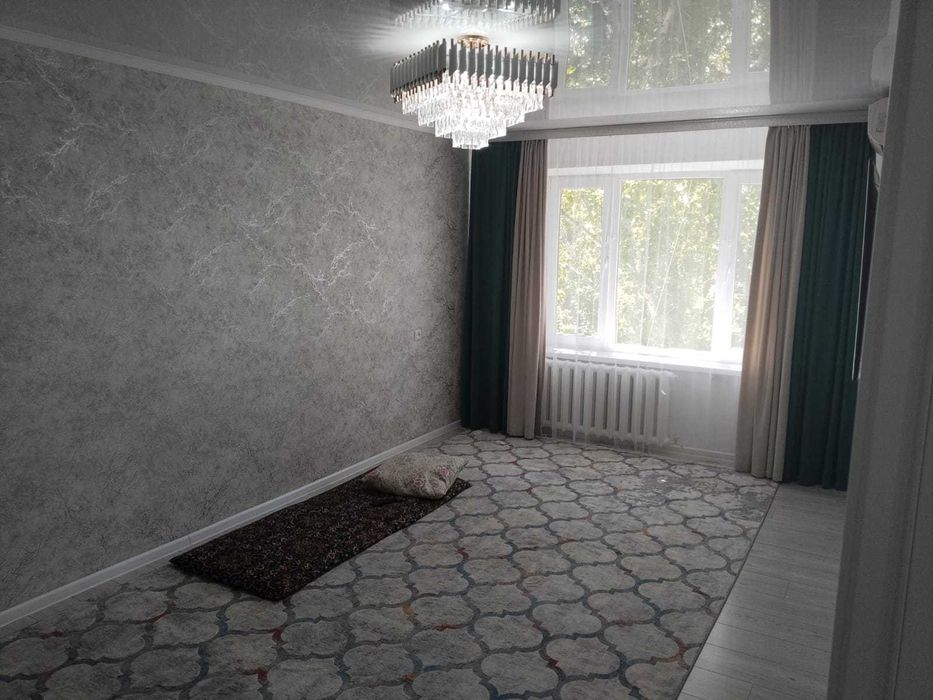 Продается 2 ком квартира микр Строитель