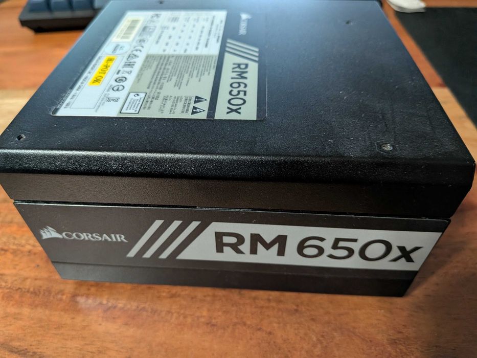 Sursă Corsair RM650x (650W, 80+ Gold, Full Modular)