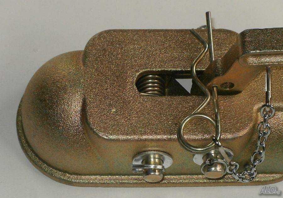 Ключалка Лапа за ремарке / жабка за теглич