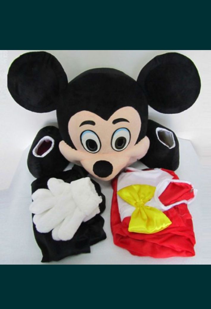 Închiriez costum Mickey Mouse