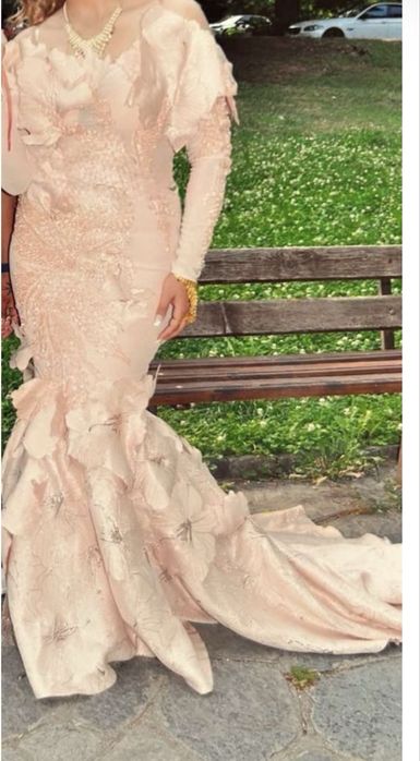 Официална Рокля Носена за 2 часа