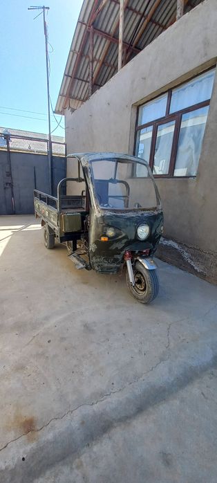 Mototsikl sotiladi