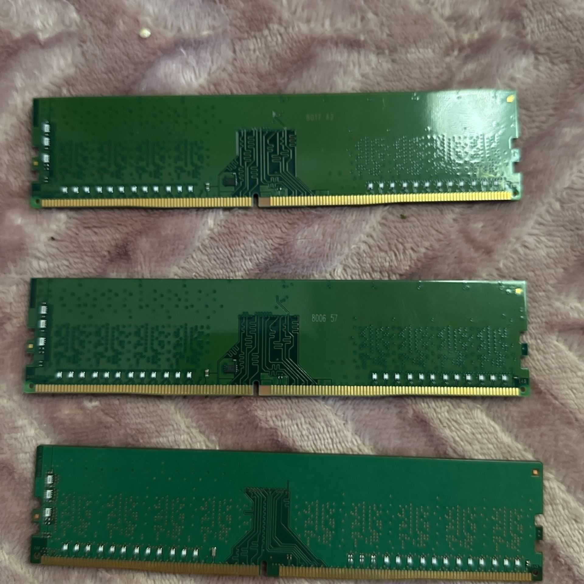 16GB DDR4 RAM (2x8GB за компютър)