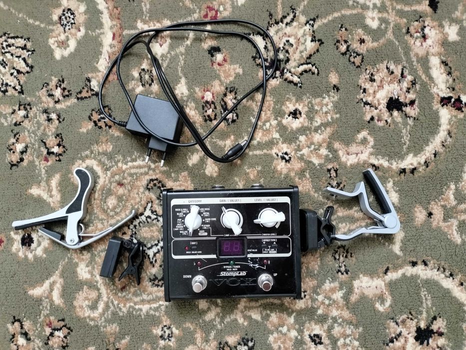 Процессор, 2 каподастра, 2 тюнера