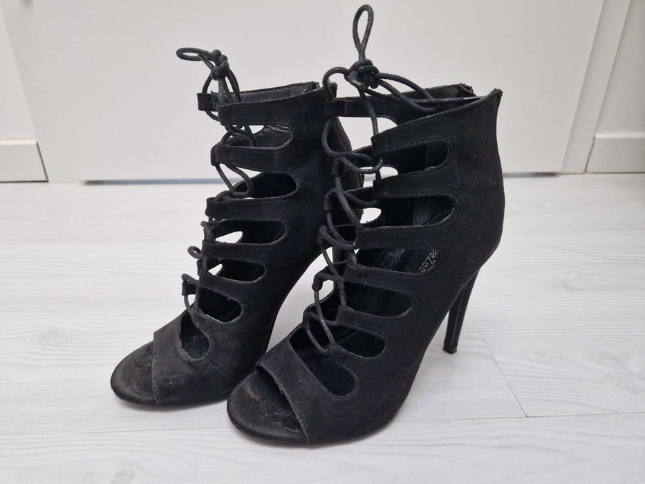 7 Perechi sandale/botine/pantofi - Marime 36 - pret per pereche