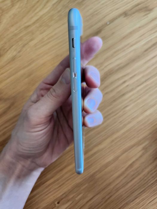 iPnone 6s, 16GB, 87% батерия