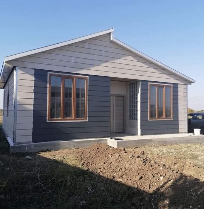 Vand case moderne pe structura metalica