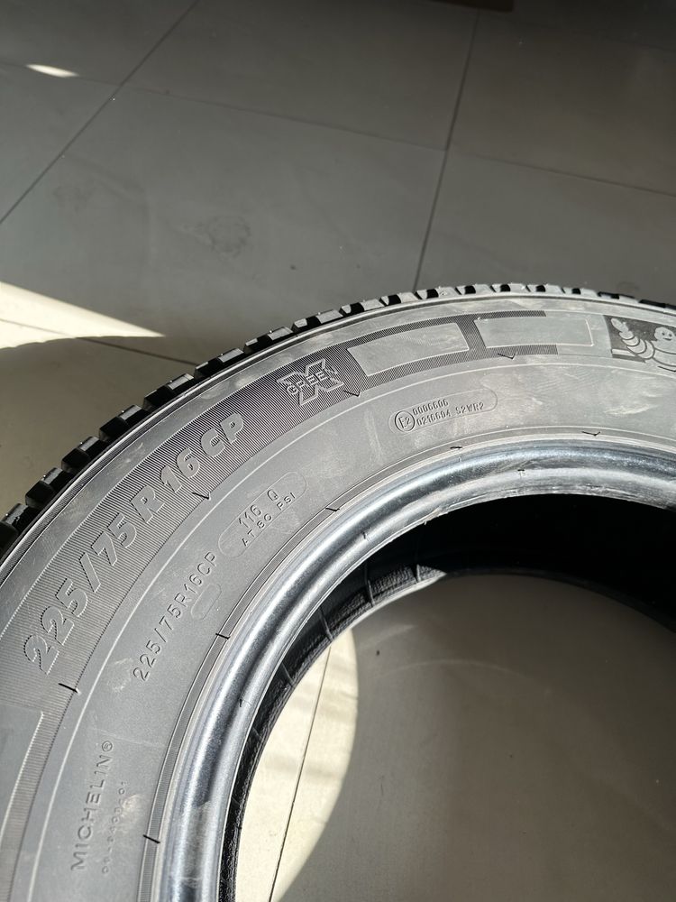 Гуми за кемпер Michelin Agilis Camping 225/75/16 CP всезезонни