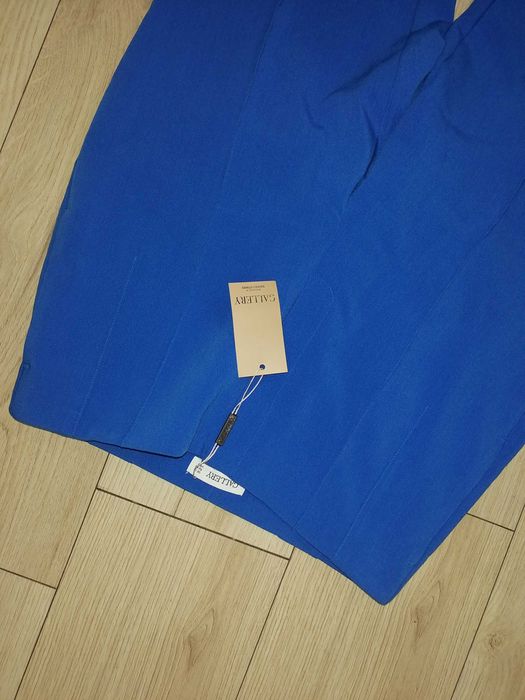 Нов цикламен панталон ZARA