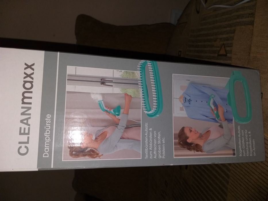 Aparat de calcat si curatat cu aburi Vertical Steamer