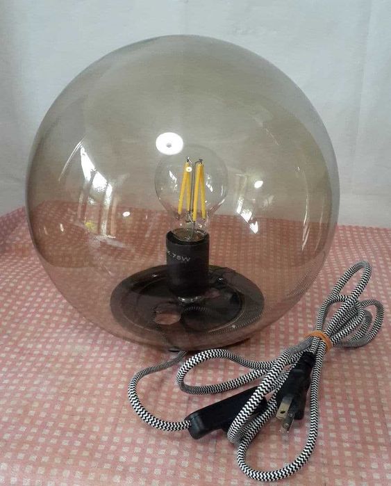 IKEA FADO Настолна лампа + SOLHETTA LED крушка E27 470 лумена