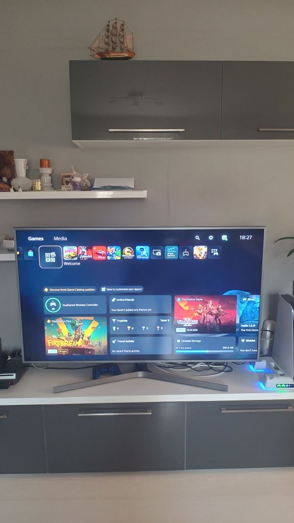 Playstation 5 PS5 Джойстик + Охладител/Зарядна Станция