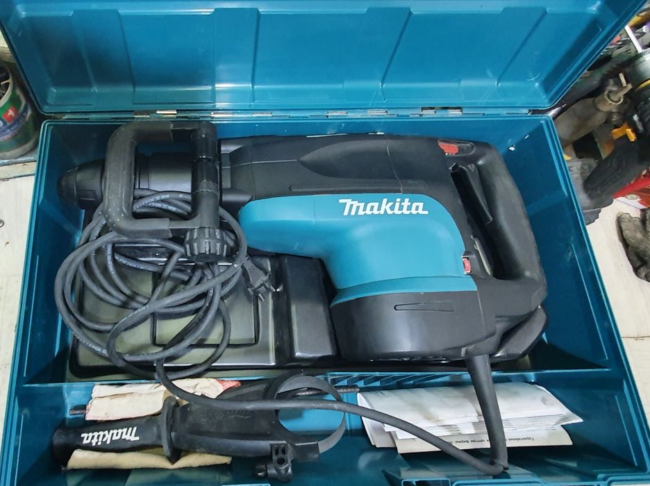 Makita HR5201C rassiyadan kelgan 11kg