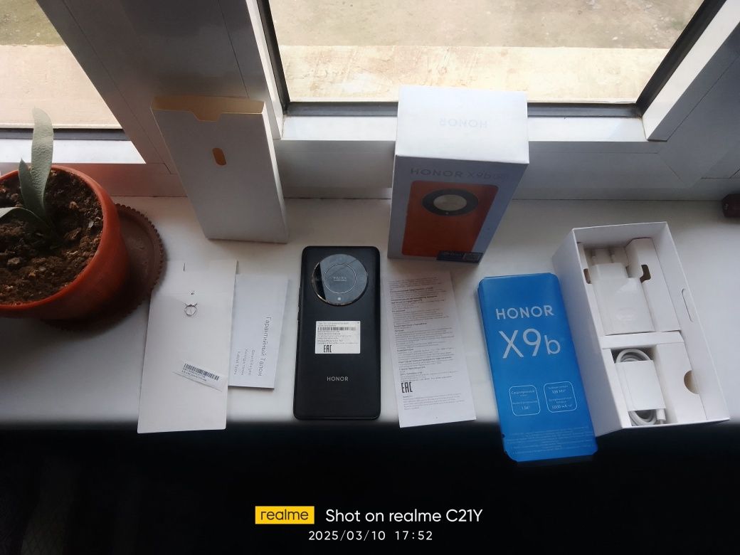 Honor X9b 5G xolati zoʻr