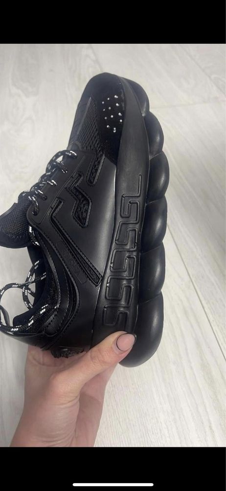 Versace Chain Reaction Black