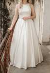 URGENT rochie de mireasă marimea M