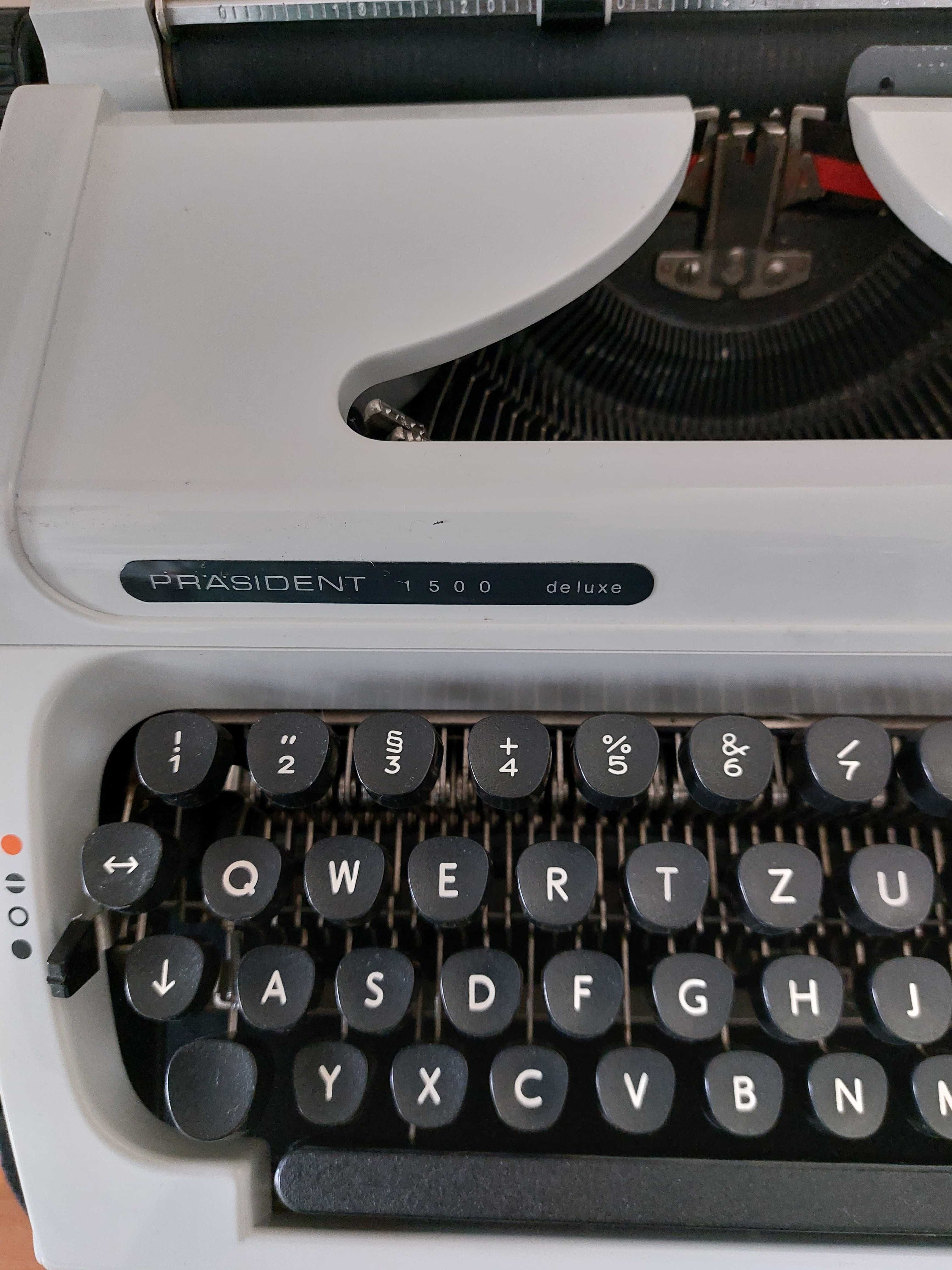 Masina de scris Prasident 1500