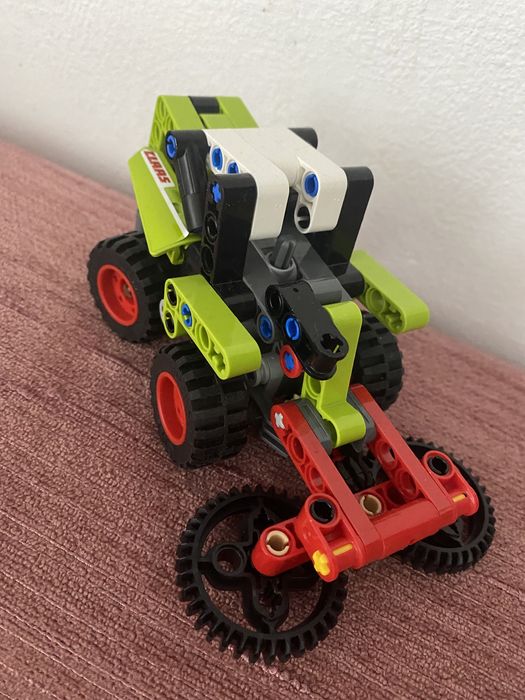 Set de Lego tehnic 42102