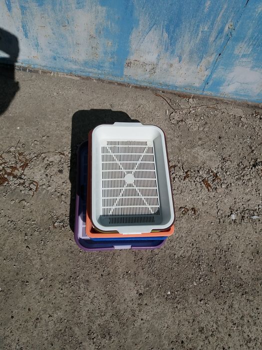 Продам лотки для кошек