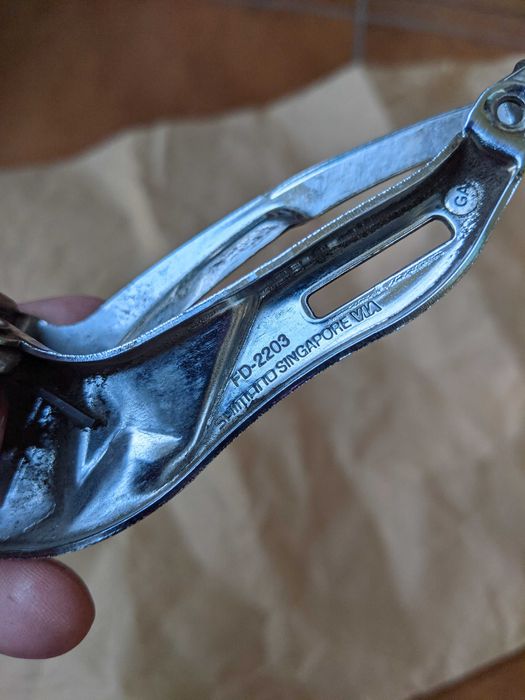 Schimbator foi Shimano FD-2203 2/3 viteze