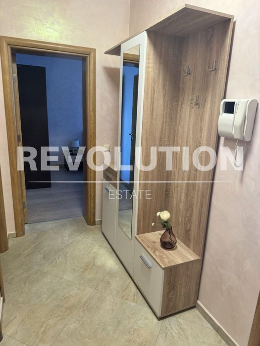 Двустаен апартамент в района на м-т Ален Мак!