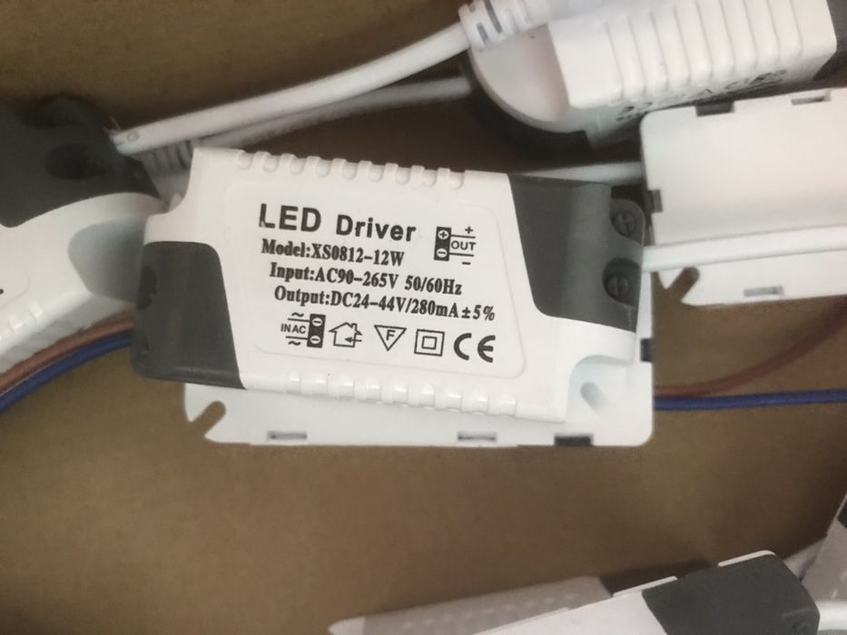 Захранване 220v към 24v-44v