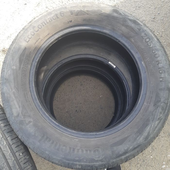 Cauciucuri de vânzare