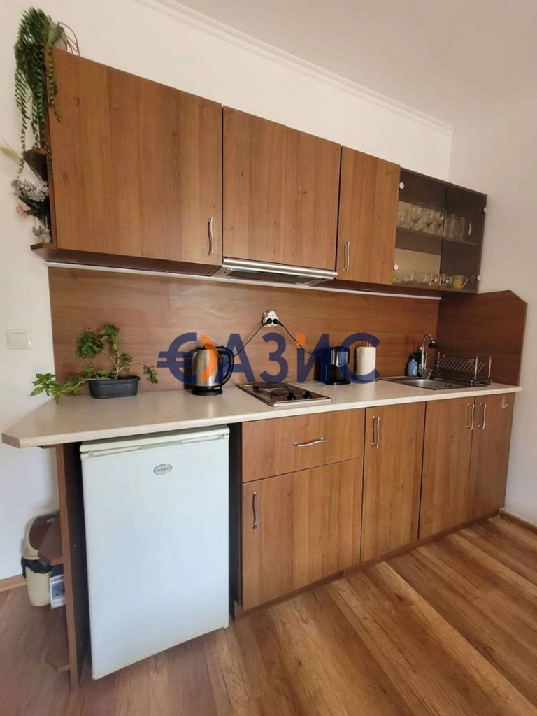 Продава се Едностаен апартамент в к.к. Слънчев бряг - 48 кв.м за 1146 €/кв.м - Снимка #13