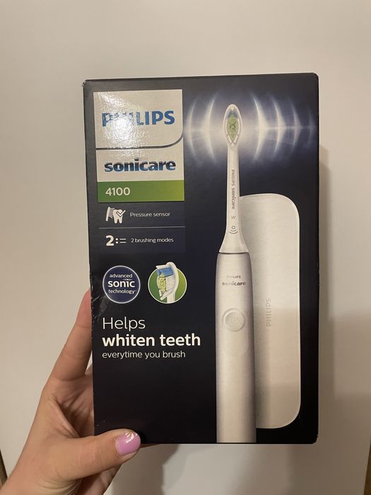 Електрическа четка за зъби Philips Sonicare 4100 HX3683/33