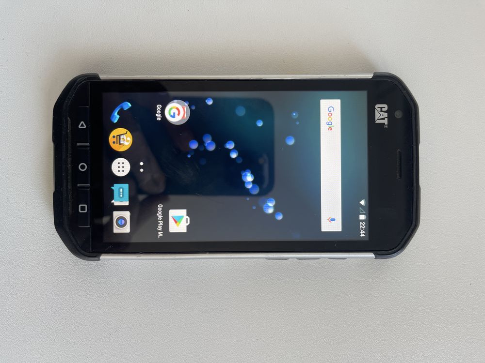 CAT S40 телефон кат с40