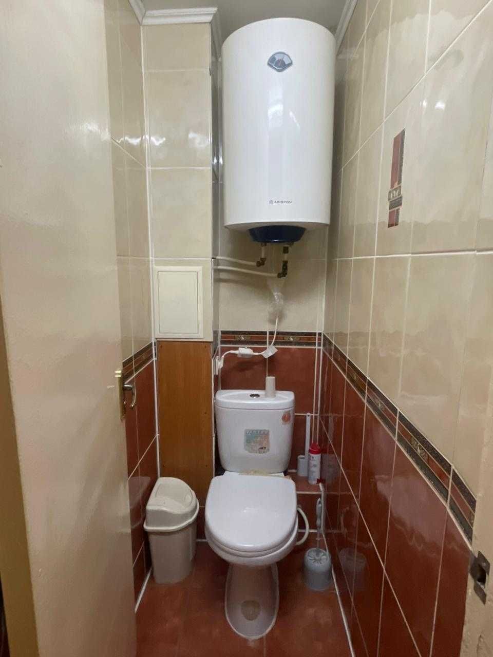 Продается 2 комн квартира гор. Строителей