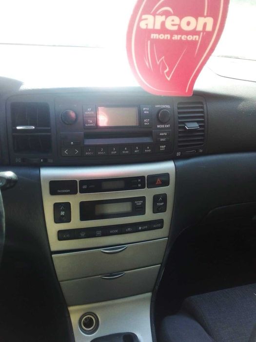 Тойота Корола на части или цяла