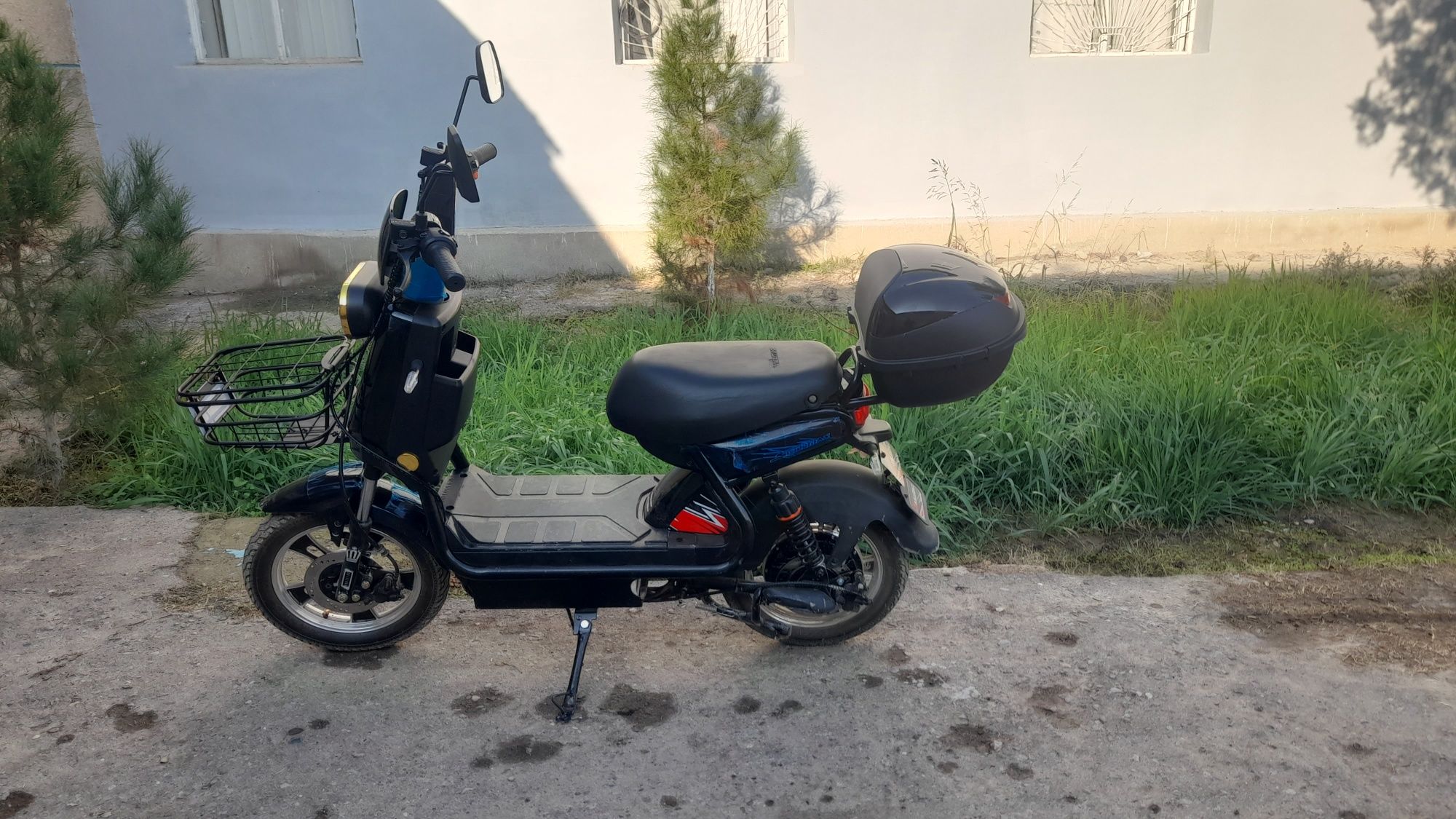 Skuter Skilmax +Kaska