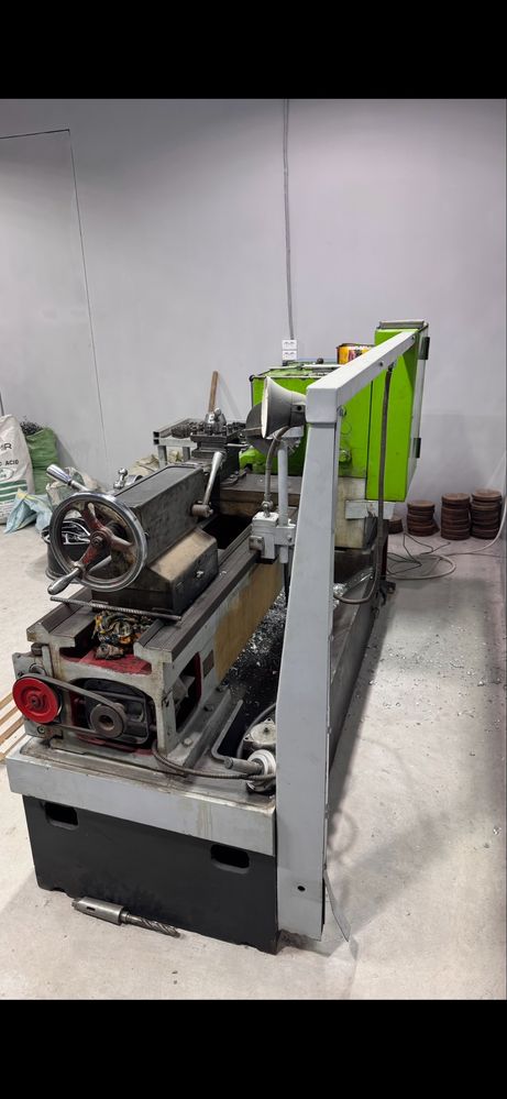 Tokarnoy apparat Universal ideal xolatda