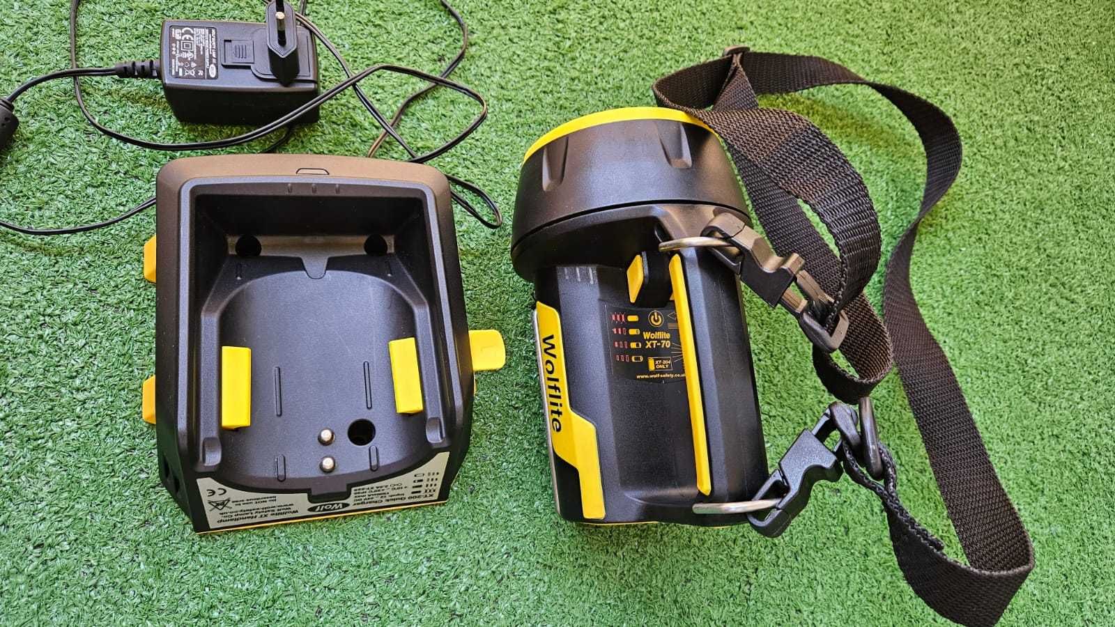 Lanterna Wolflite XT-70