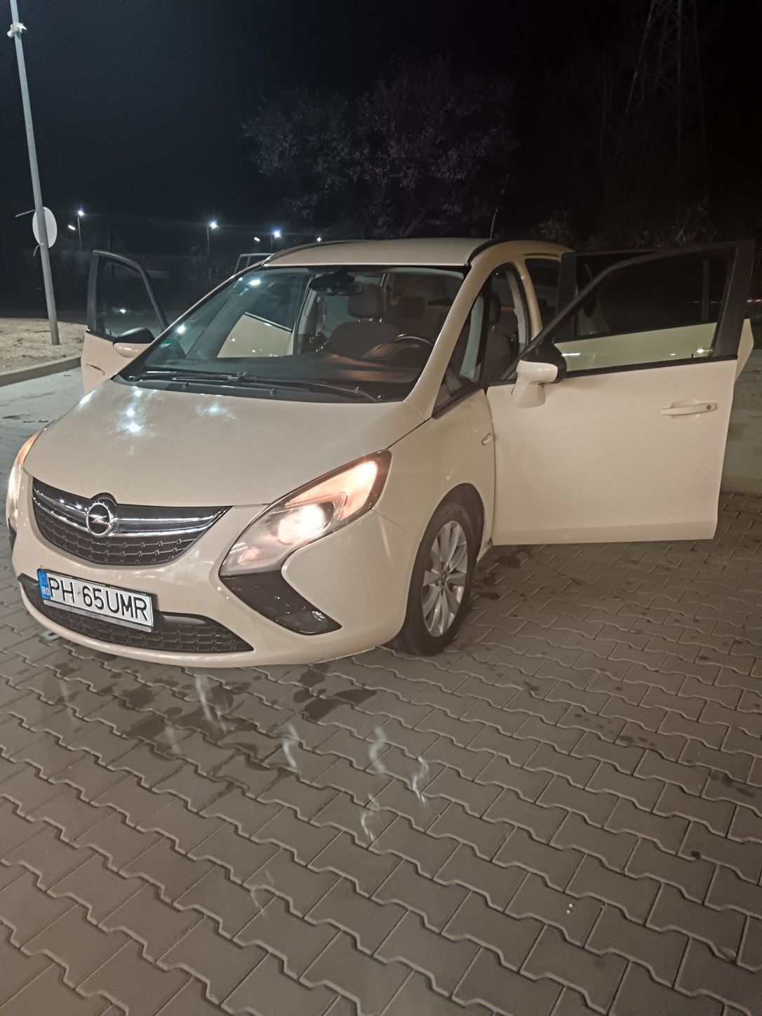 Opel Zafira Tourier
