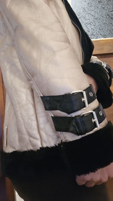 Дамско якие с пухена вътрешност