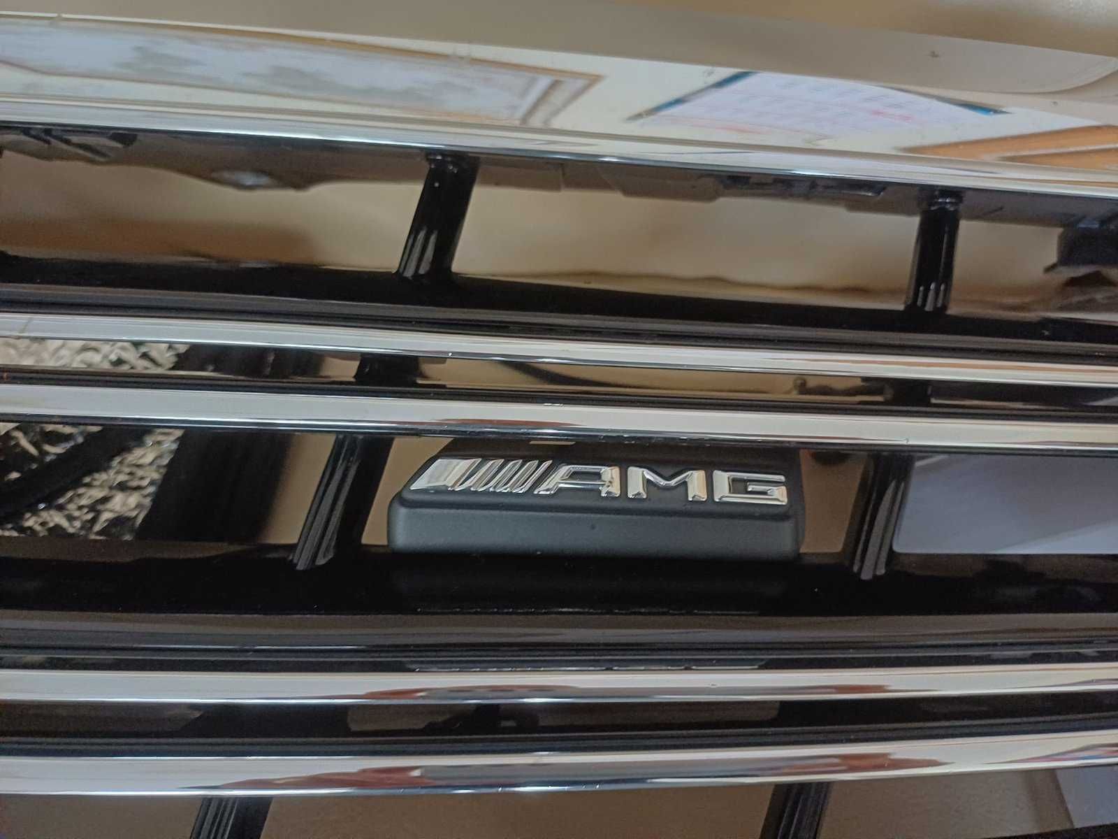 Предна Решетка Мерцедес W222 S класа AMG ОРИГИНАЛНА!
