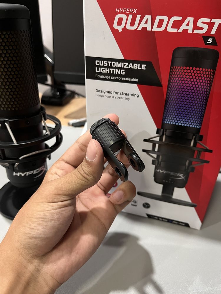 Микрофон Hyper X Quadcast S.