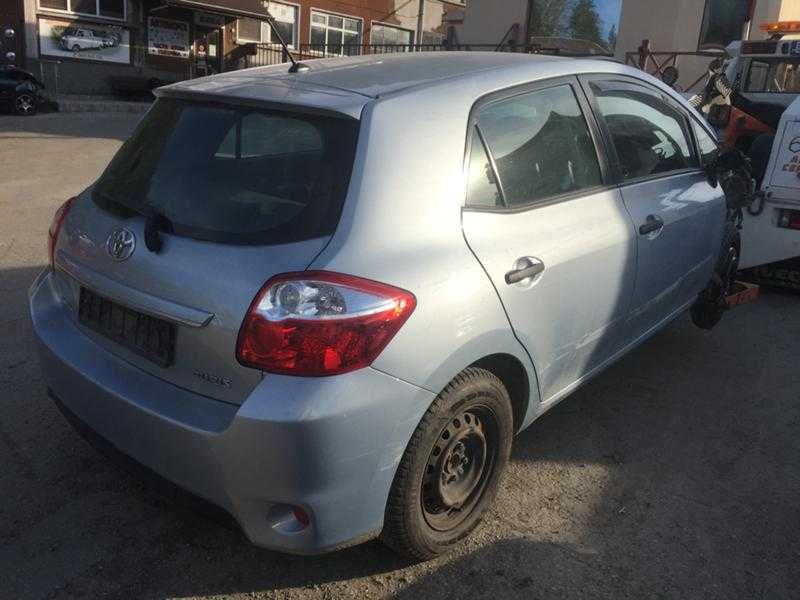 Тойота аурис 1,3 / Toyota Auris 1.3 на части