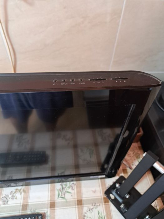 Televizor diagonală 60 cm