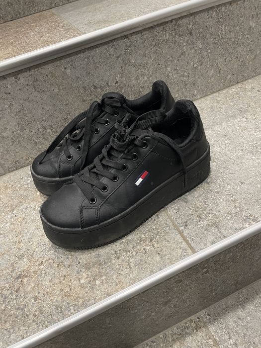 оригинални обувки TOMMY 36 номер кожени