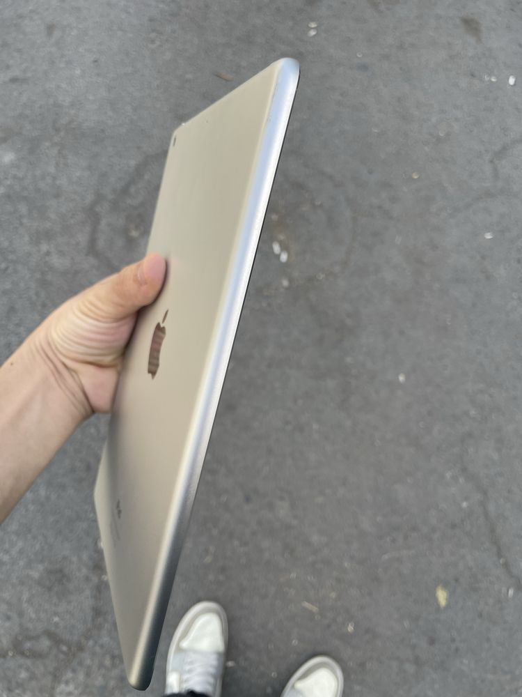 Ipad air 2 16Gb 90% masla umuman aybi yo’q qirilgan chizilgan joy umum