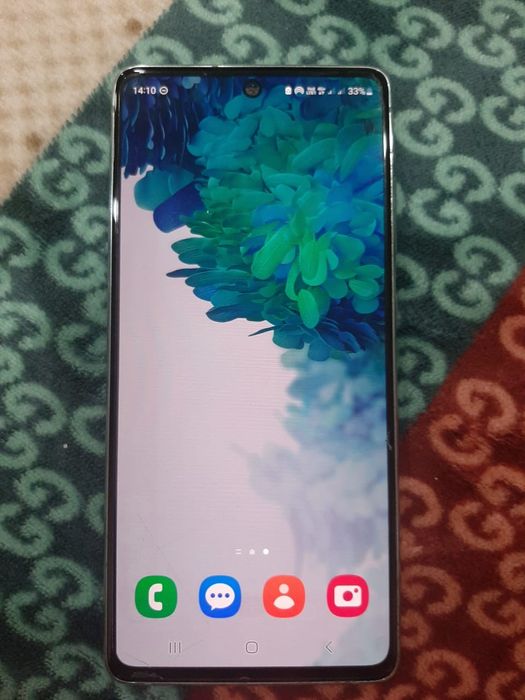 Продам Самсунг с20 фе