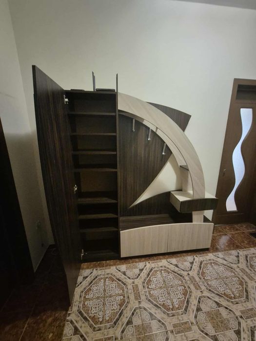 Портманто за коридор