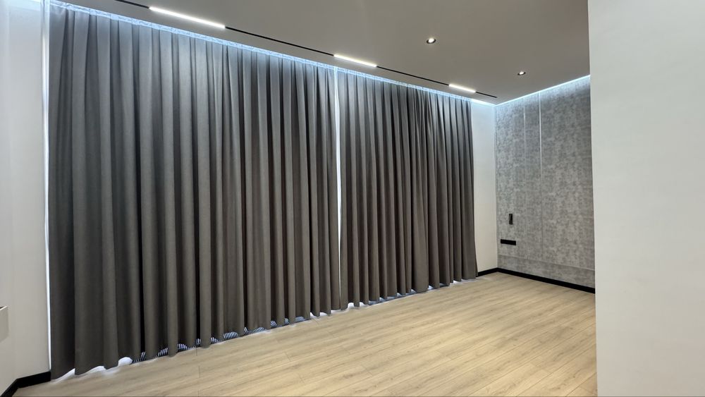 Продается квартира с терассой в центре города дружба камолон