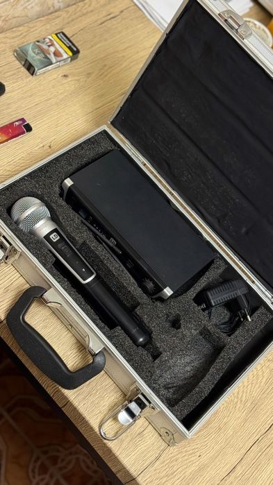 Microfon Ld System impecabil că nou fidelitate foarte buna