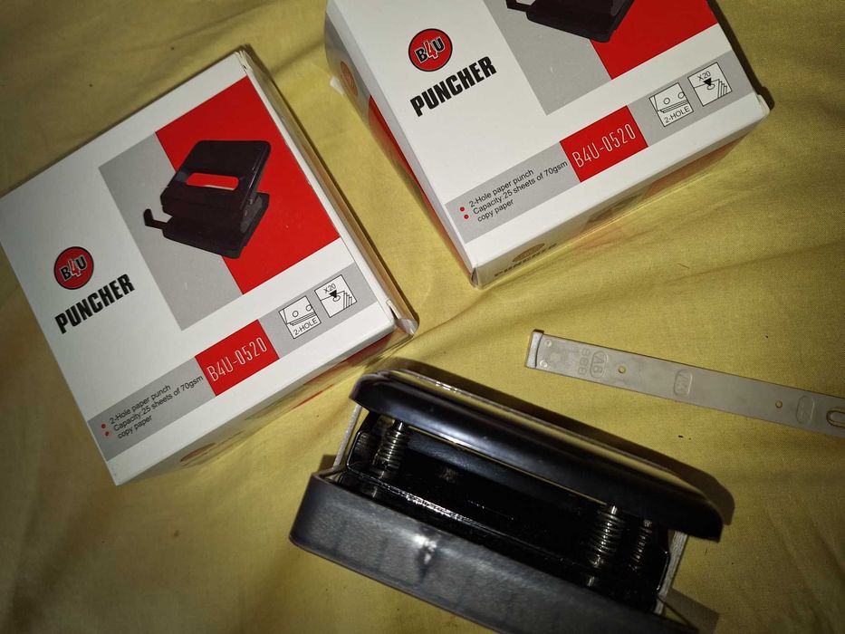 Perforator din metal BAU – DL 0520 corp metalic, maxim 50 coli