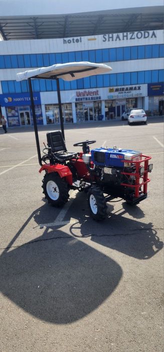 Mini traktor (Zubr motoblok asosida yig‘ilgan, yangi)
