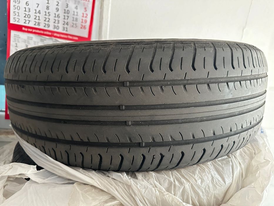 Vand cauciucuri vara Hankook in stare foarte buna
